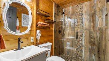 Misty Mountain Retreat