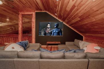 Amazing Adventure Lodge