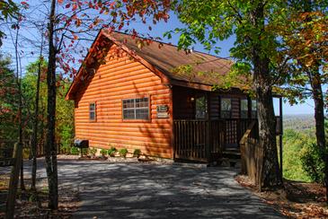 Bearly Rustic 1 Bedroom Cabin Rental