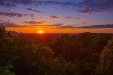 A Smoky Mountain Hide-A-Way