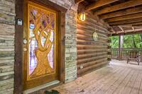 Gatlinburg Enchanted Treehouse