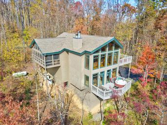 Peak Point Cabin