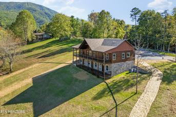 Robeson Hood Lodge