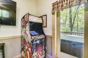 123456 Smoky Mountain Escape