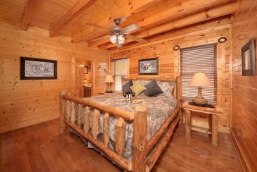 OEWings_TT-On-Eagles-Wings-2015-Bedroom-1-A-Main-Level