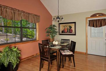 ChangesInLa_Changes-in-Latitude-2014-Dining-Room-2-3